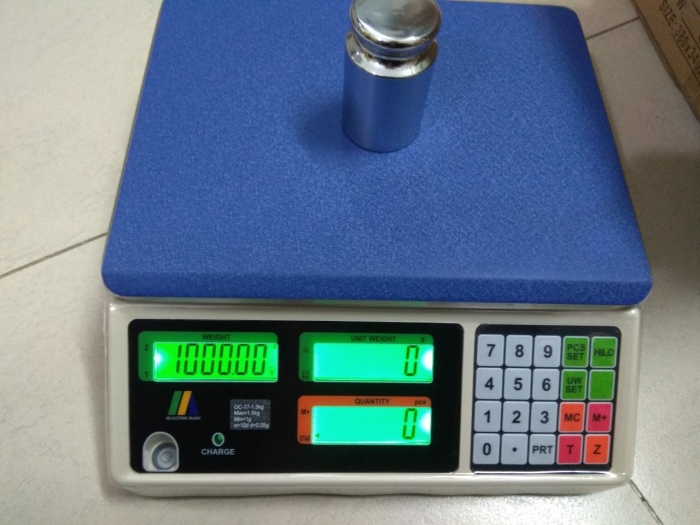 Cân đếm điện tử GC- 17 3kg