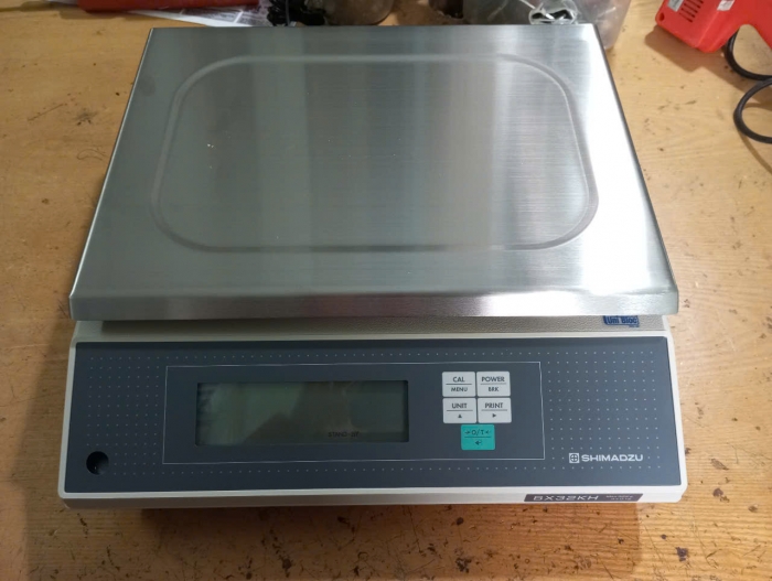 Cân điện tử BX-22KH Shimadzu.